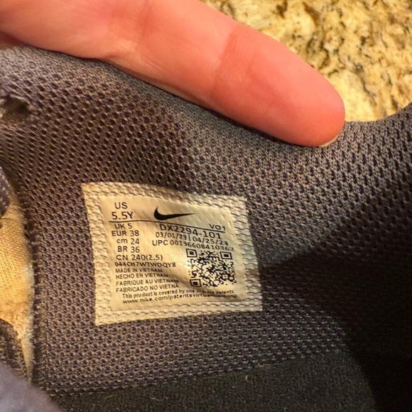 Nike JA 1 'Light Smoke Grey' Limited Edition 2023 - Picture 6 of 10